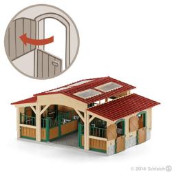 Schleich Stajnia (42110) - 3